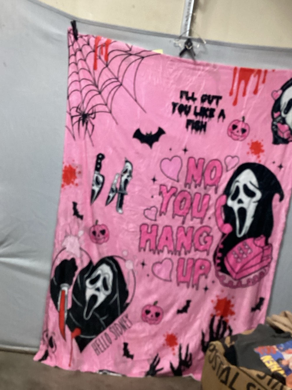Pink Halloween Scream Plush Throw Blanket